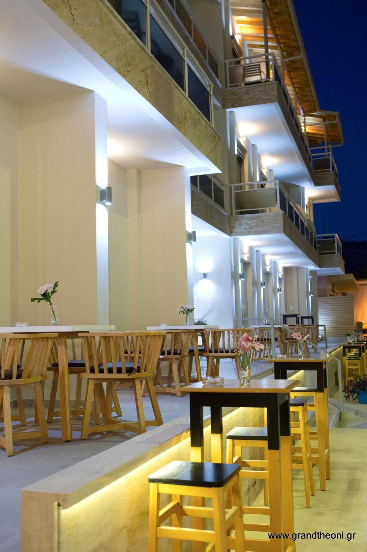 Grand TheoNi Boutique Hotel&Spa Vasiliki Extérieur photo
